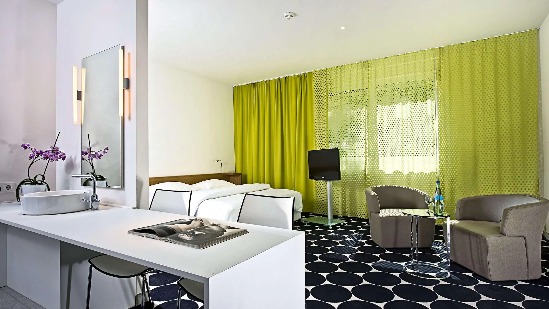 Tryp By Wyndham Frankfurt Hotel Frankfurt am Main Germany